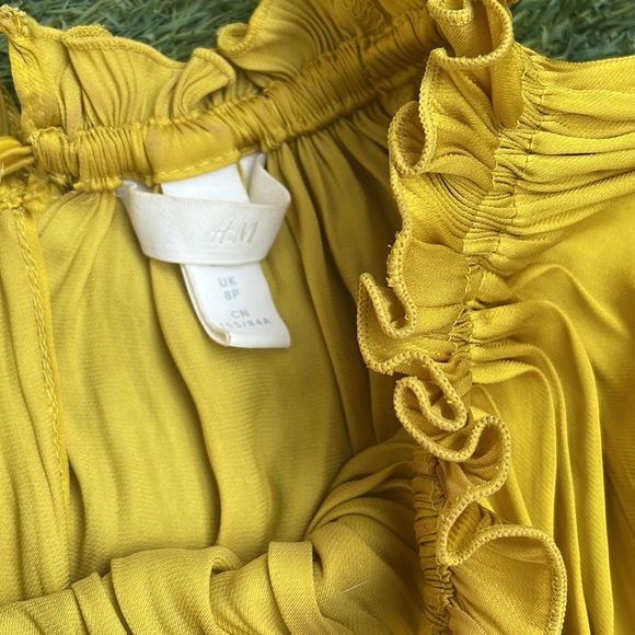 H& M Top 🔝 - Picture 5 of 6